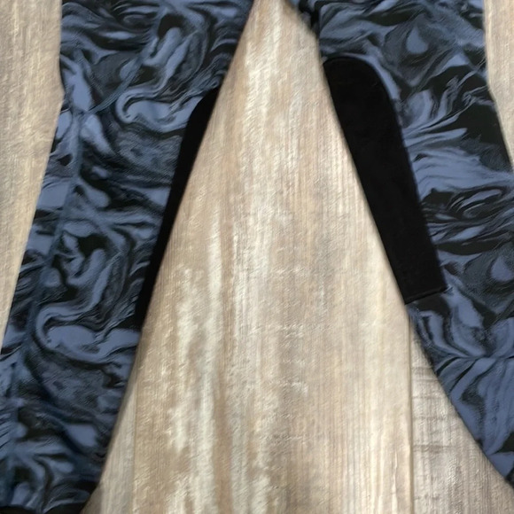 Kerrits Kids Riding Tights Breeches in Blue Swirl Print - Picture 3 of 7